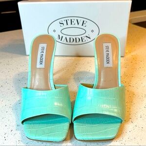 Steve Madden Avoid Mint Croco mules 9.5